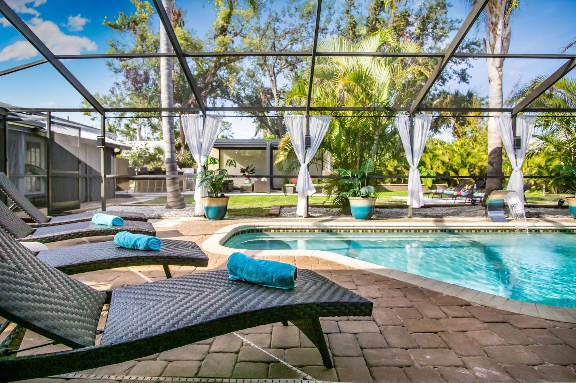Apartment Heated Pool Just 1.7 Mi To The Ocean Pearl Sarasota